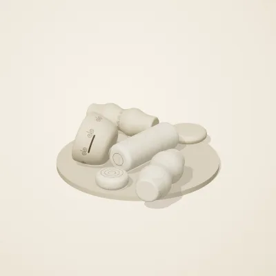 The six parts of Ivory Moon No. 31 in a loose pile on a round stand